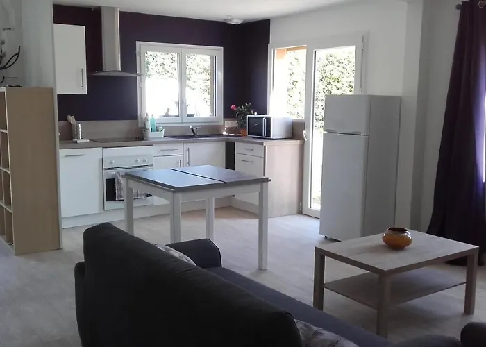 Au Coeur Du D-day Port-en-Bessin-Huppain